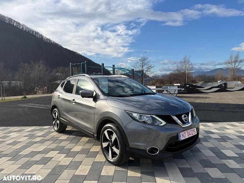 Culoaregri Utilizat 2015 Nissan Qashqai Tekna SUV | 7.990 EUR (Preț bun) - Imagine 1/4