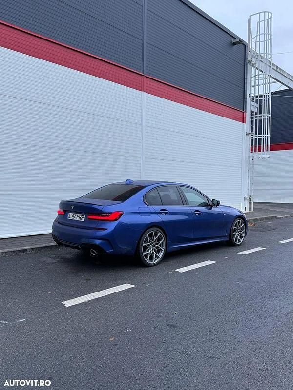 Culoarealbastru Utilizat 2021 BMW 320 M Sport Berlinǎ | 30.900 EUR (Preț OK) - Imagine 1/4