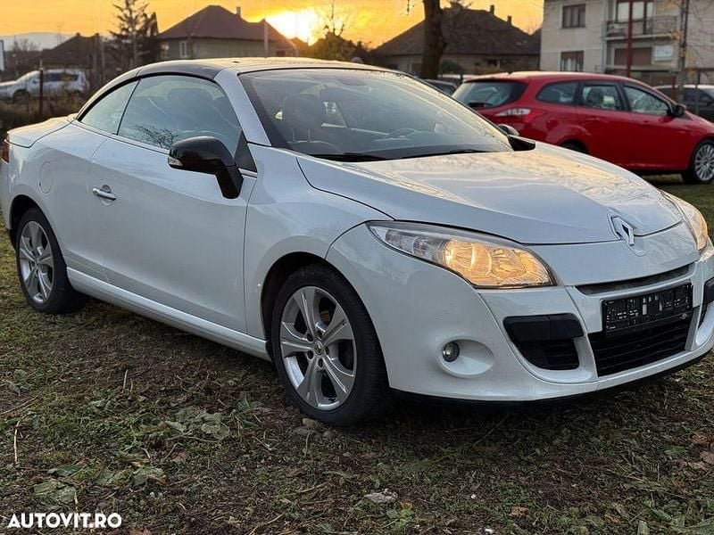 Second-hand Renault Mégane III Dynamique 110 CP (80 kW) 2010 Culoarealb Cabrio