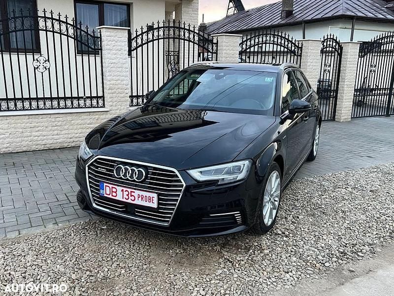 Second-hand Audi A3 e-tron Ambition 204 CP (150 kW) 2017 Culoarenegru Hatchback