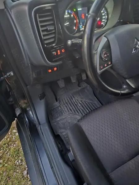 Utilizat 2013 Mitsubishi Outlander SUV | 7.500 EUR - Imagine 1/4