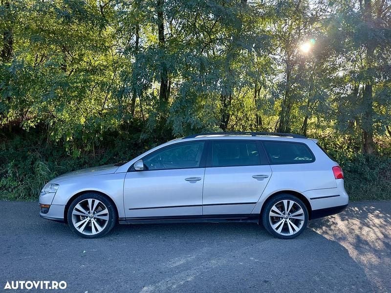 Culoaregri Utilizat 2010 VW Passat Break | 3.400 EUR (Preț bun) - Imagine 1/4