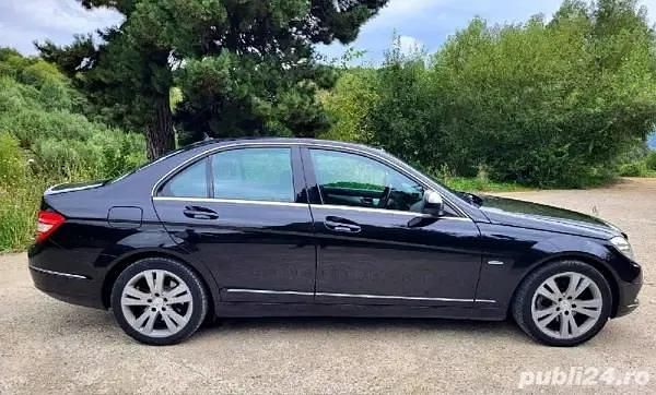 Second-hand Mercedes C220 170 CP (125 kW) 2008 Berlinǎ