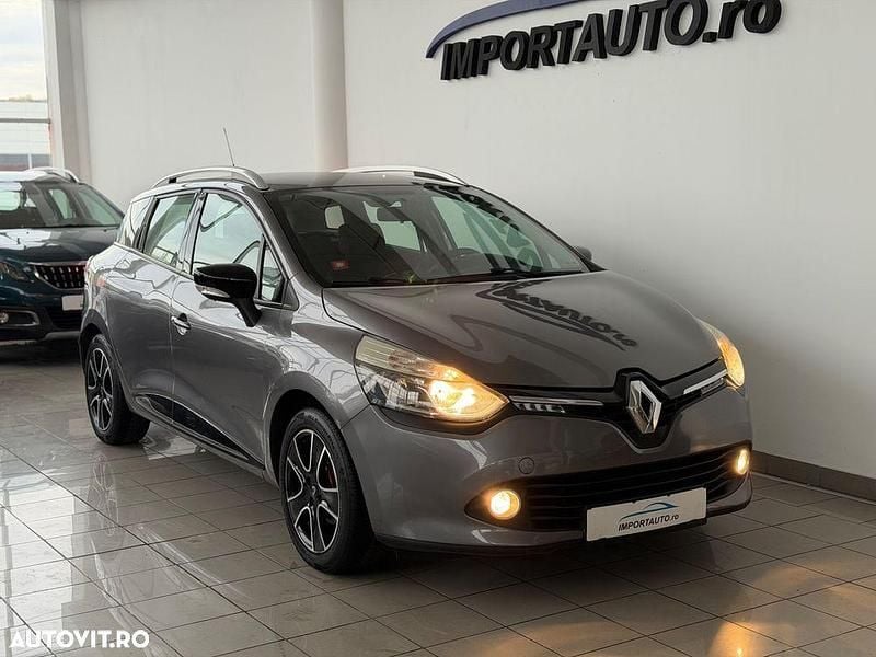 Alb Utilizat 2016 Renault Clio GrandTour LIMITED Break | 5.990 EUR (Preț OK) - Imagine 1/4