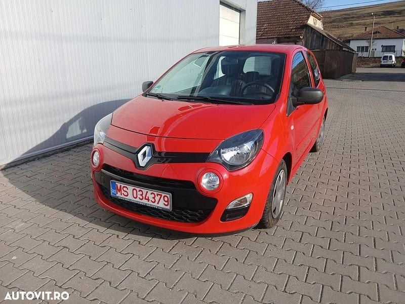 Culoarerosu Utilizat 2013 Renault Twingo Expression Hatchback | 2.690 EUR - Imagine 1/4