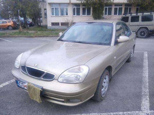 Auriu Utilizat 2007 Chevrolet Nubira Berlinǎ | 1.350 EUR - Imagine 1/4