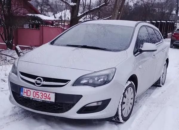 Second-hand Opel Astra 81 CP (59 kW) 2015 Gri Break