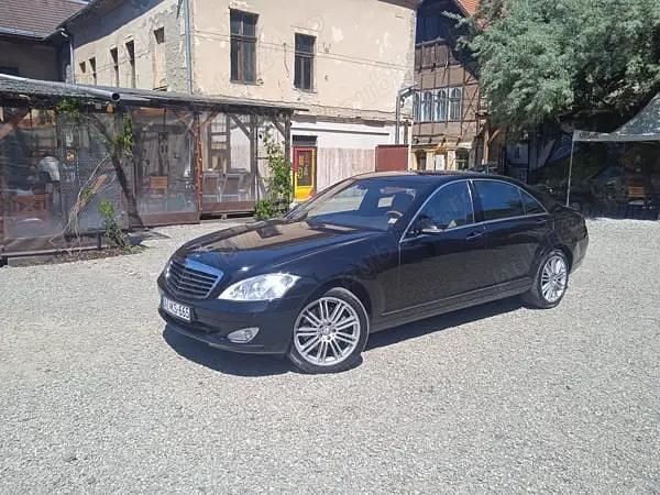 Negru Utilizat 2007 Mercedes 500 Berlinǎ | 19.000 EUR - Imagine 1/4