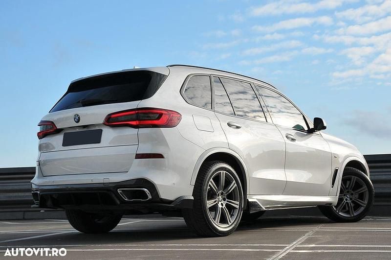 Second-hand BMW X5 Comfort Edition 340 CP (250 kW) 2018 Culoarealb SUV