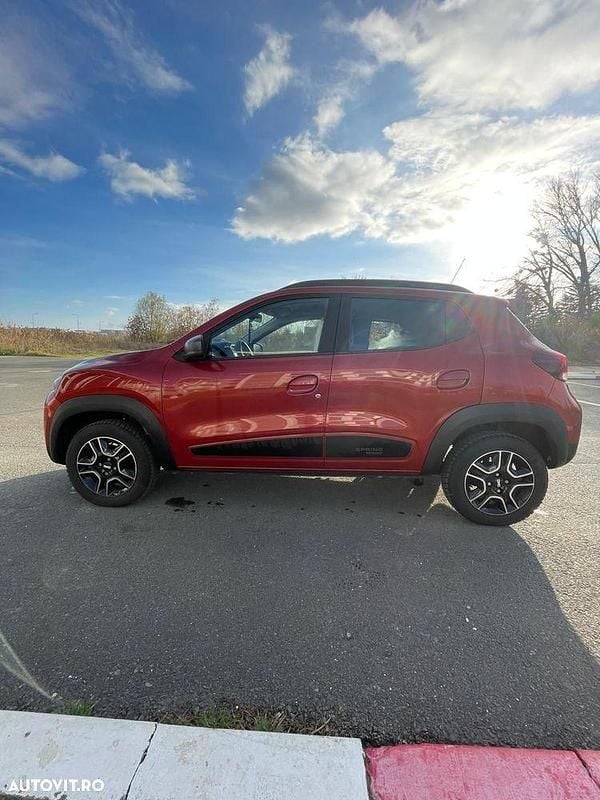 Second-hand Dacia Spring 32 kW (44 CP) 2023 Culoarerosu Hatchback