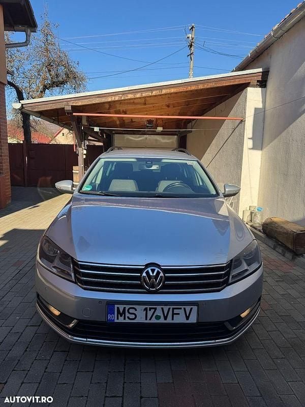 Argint Utilizat 2014 VW Passat Comfortline Break | 8.200 EUR (Preț OK) - Imagine 1/4