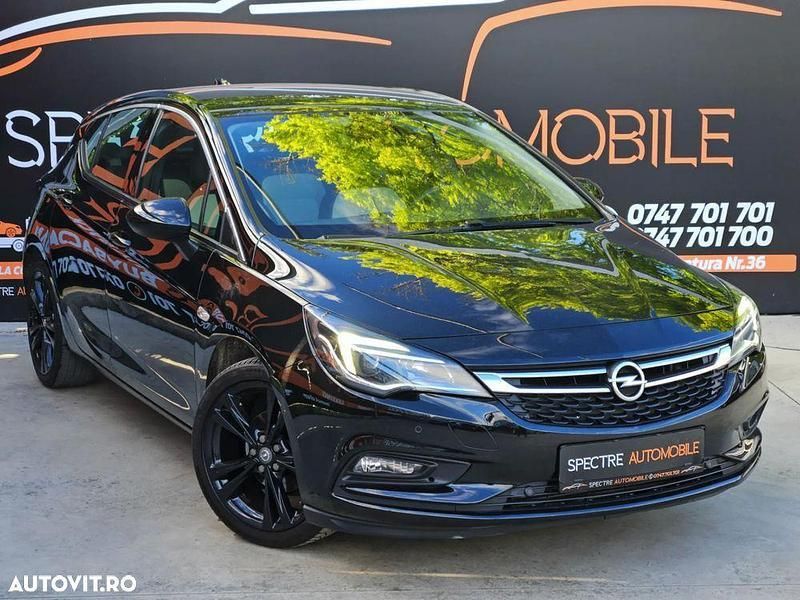 Negru Utilizat 2017 Opel Astra Innovation Hatchback | 8.990 EUR (Preț OK) - Imagine 1/4