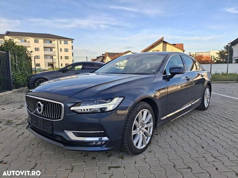 Albastru Utilizat 2019 Volvo S90 Inscription Berlinǎ | 18.990 EUR (Preț bun) - Imagine 1/4
