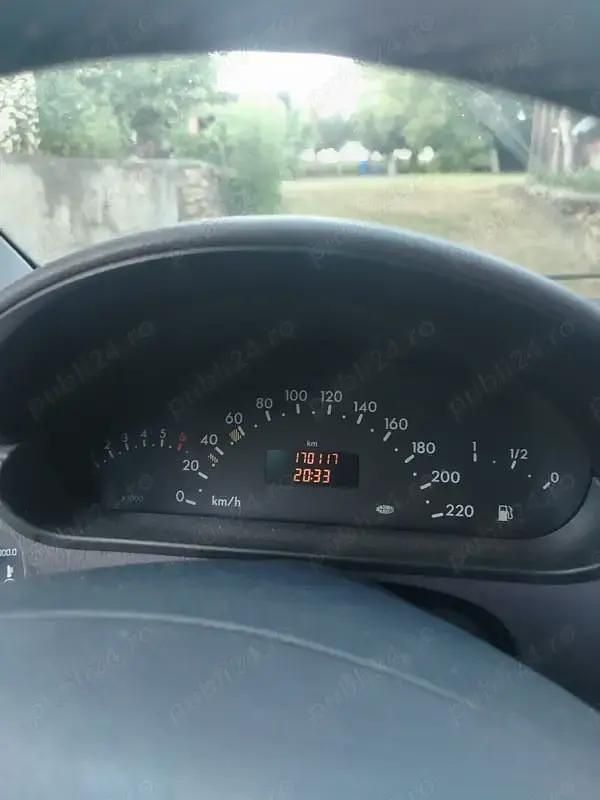 Utilizat 2004 Mercedes A140 Berlinǎ | 1.500 EUR - Imagine 1/4