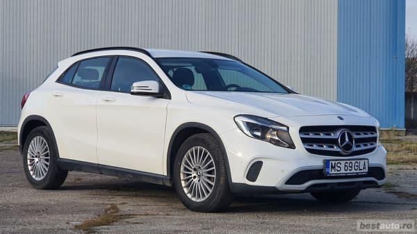 Alb Utilizat 2018 Mercedes 200 Style SUV | 14.460 EUR - Imagine 1/4