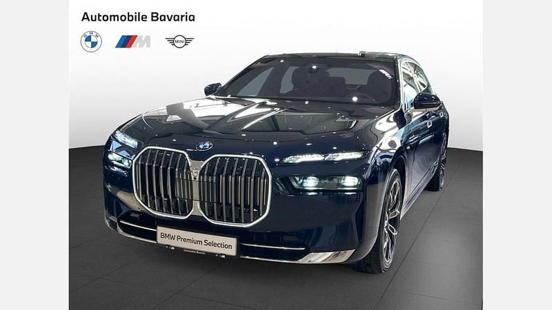 Tansanit blue ii metallic metalizat Second-hand 2024 BMW 740 Comfort Edition Berlinǎ | 103.310 EUR (Preț OK) - Imagine 1/4
