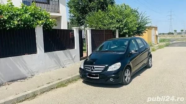 Utilizat 2009 Mercedes A180 Hatchback | 4.750 EUR - Imagine 1/4