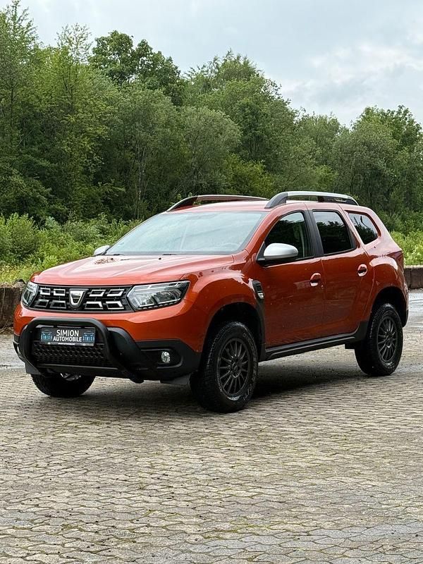 Utilizat 2022 Dacia Duster Prestige SUV | 23.027 EUR (Scump) - Imagine 1/1