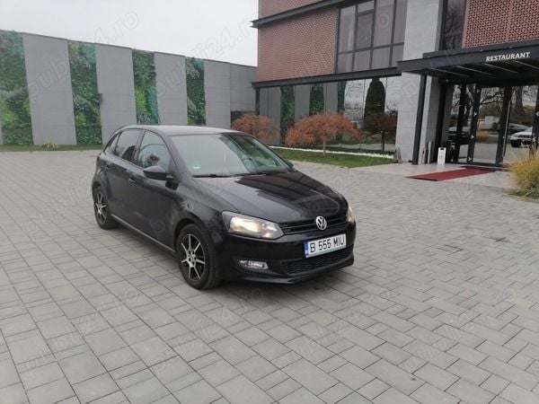 Negru Utilizat 2010 VW Polo Berlinǎ | 4.299 EUR (Preț OK) - Imagine 1/4