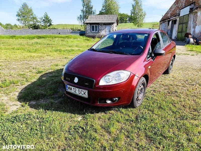 Rosu Utilizat 2010 Fiat Linea Dynamic Berlinǎ | 1.600 EUR - Imagine 1/4