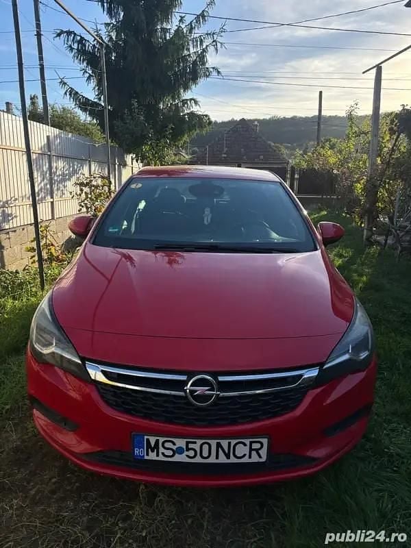Rosu Utilizat 2016 Opel Astra Hatchback | 7.000 EUR (Preț OK) - Imagine 1/4