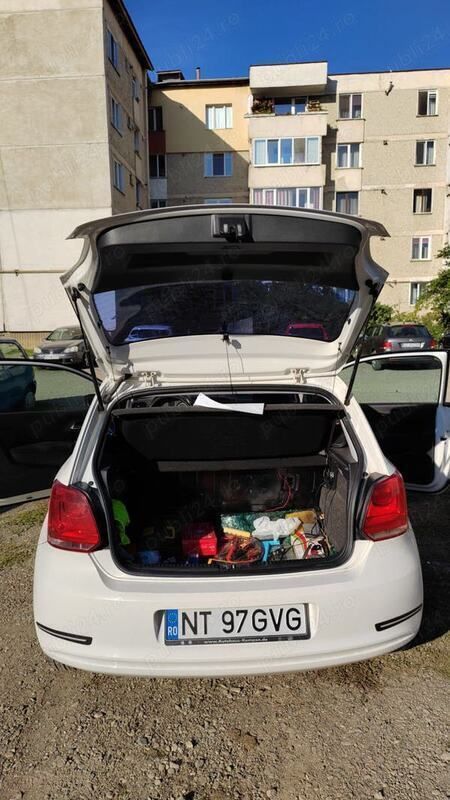 Alb Utilizat 2010 VW Polo Hatchback | 3.600 EUR (Preț OK) - Imagine 1/4