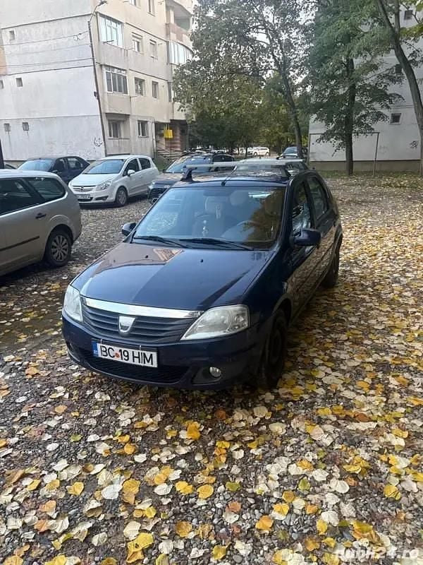 Second-hand Dacia Logan 75 CP (55 kW) 2011 Berlinǎ