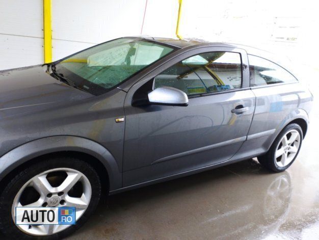 Second-hand Opel Astra 101 CP (74 kW) 2006 Gri Hatchback