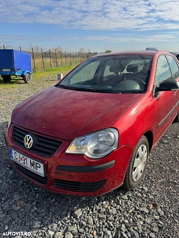 Culoarerosu Utilizat 2007 VW Polo Hatchback | 1.700 EUR (Puțin scump) - Imagine 1/4