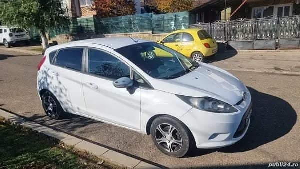 Second-hand Ford Fiesta 90 CP (66 kW) 2009 Berlinǎ