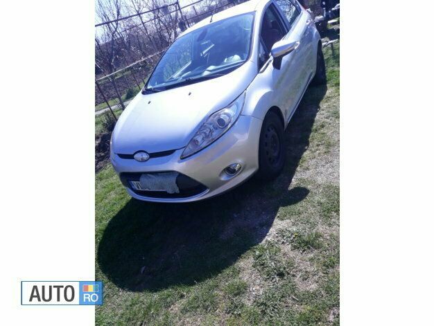 Argintiu Utilizat 2009 Ford Fiesta Hatchback | 4.000 EUR (Preț OK) - Imagine 1/4