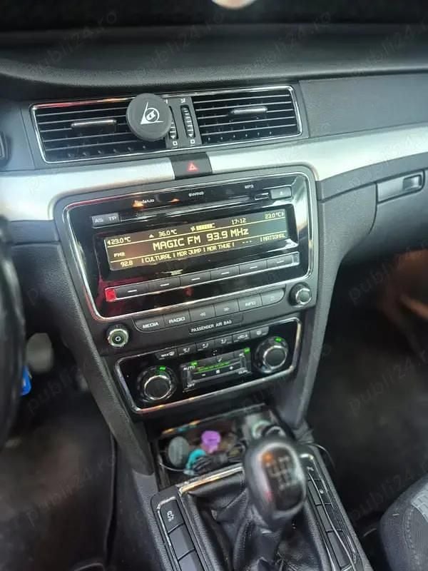 Utilizat 2011 Skoda Superb Berlinǎ | 6.500 EUR (Preț OK) - Imagine 1/4