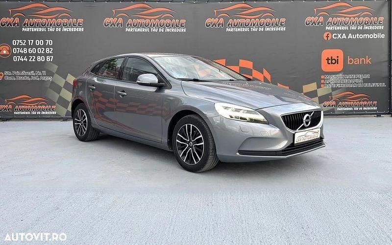 Second-hand Volvo V40 Momentum 120 CP (88 kW) 2017 Culoaregri Hatchback