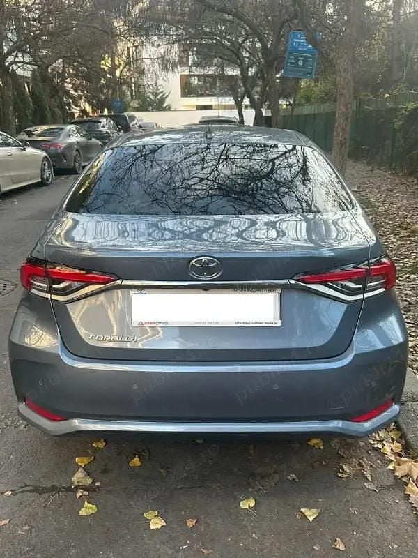 Second-hand Toyota Corolla 125 CP (91 kW) 2023 Gri Berlinǎ