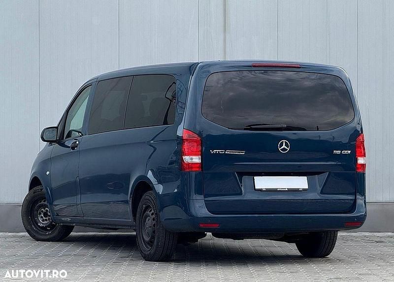 Second-hand Mercedes Vito 163 CP (119 kW) 2018 Culoarealbastru Van