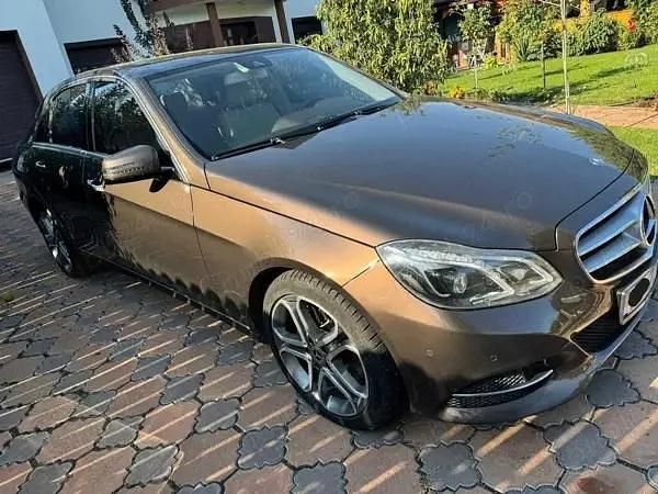 Second-hand Mercedes E250 Elegance 204 CP (150 kW) 2013 Berlinǎ