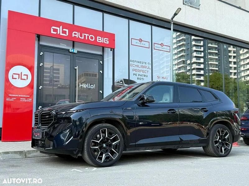 Culoarenegru Utilizat 2023 BMW XM Sport Line SUV | 119.790 EUR (Preț bun) - Imagine 1/4