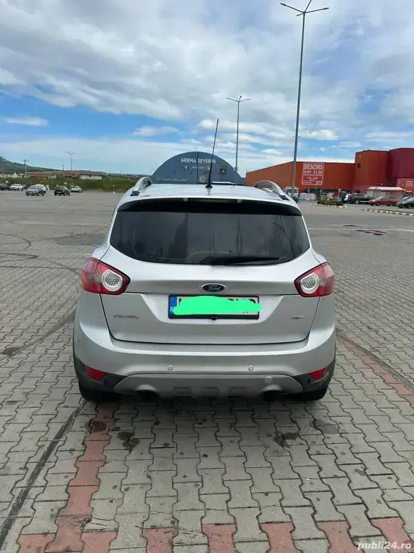 Utilizat 2009 Ford Kuga SUV | 5.000 EUR (Preț OK) - Imagine 1/4