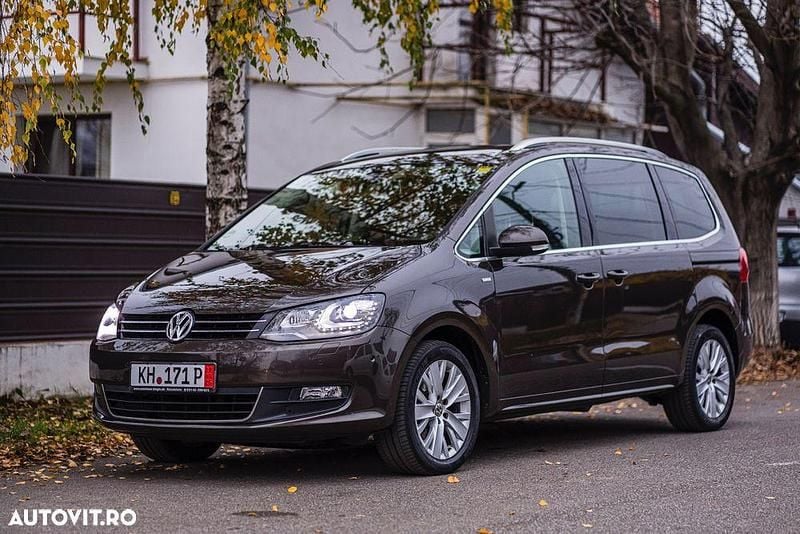 Culoaremaro Utilizat 2014 VW Sharan Life Monovolum | 11.850 EUR (Super Preț) - Imagine 1/4