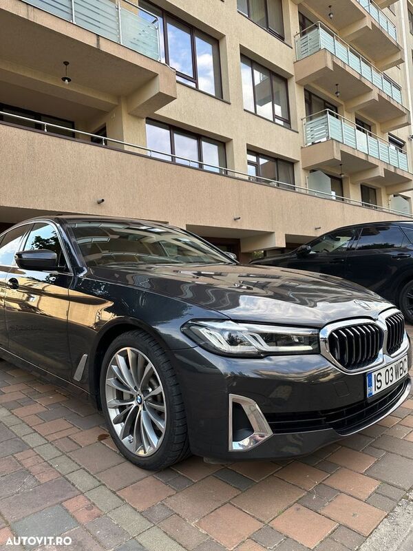 Negru Utilizat 2022 BMW 530 Berlinǎ | 35.000 EUR (Preț bun) - Imagine 1/4