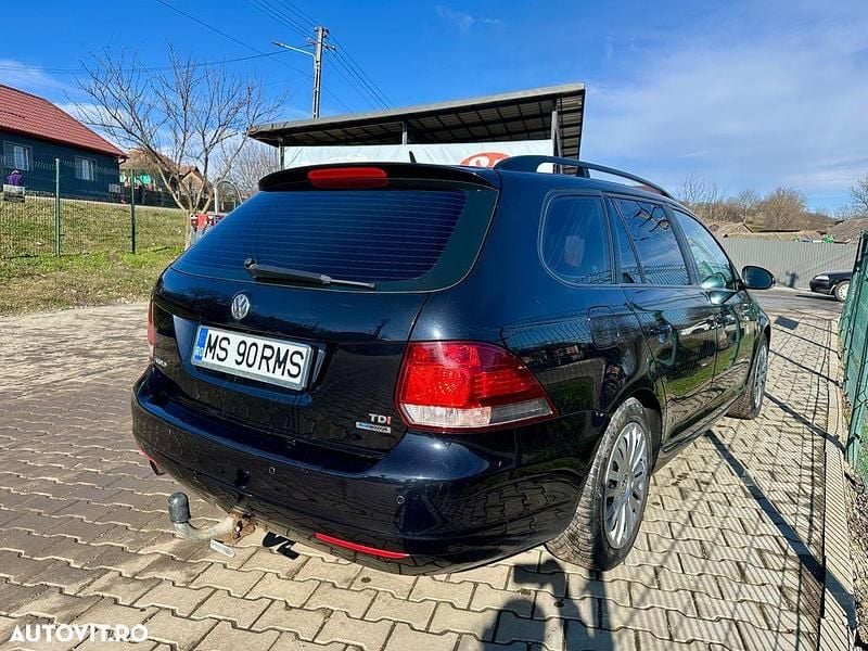 Second-hand VW Golf VII Trendline 105 CP (77 kW) 2013 Culoarenegru Break