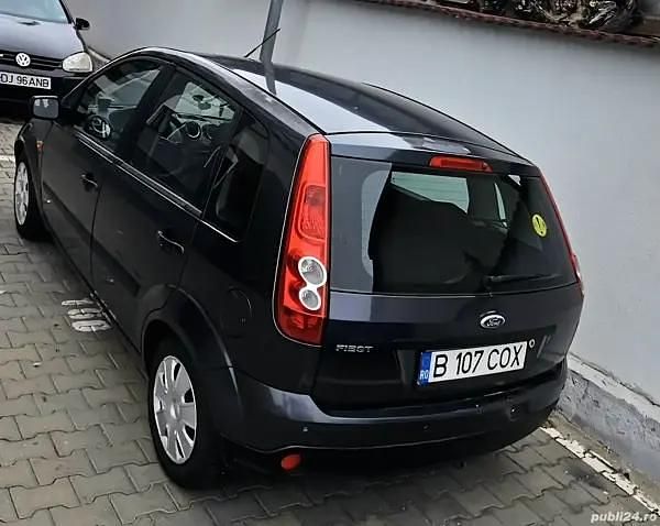Second-hand Ford Fiesta 75 CP (55 kW) 2006 Hatchback
