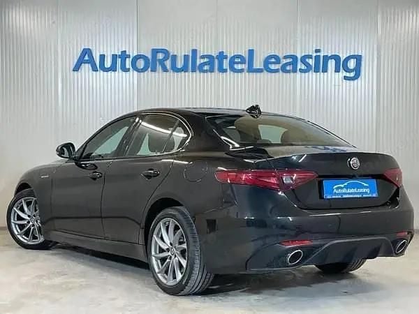 Second-hand Alfa Romeo Giulia Veloce 210 CP (154 kW) 2019 Negru Berlinǎ