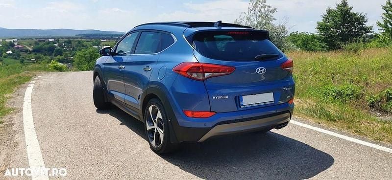 Second-hand Hyundai Tucson 185 CP (136 kW) 2016 Culoarealbastru SUV