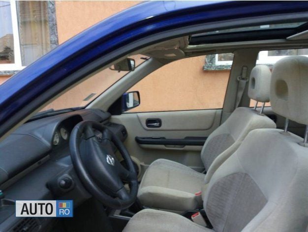 Second-hand Nissan X-Trail 114 CP (83 kW) 2003 Albastru SUV