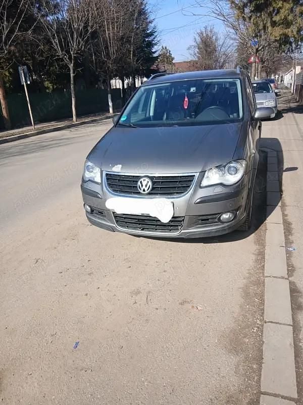 Second-hand VW Touran 170 CP (125 kW) 2009 Monovolum