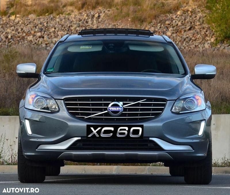 Culoaregri Utilizat 2017 Volvo XC60 Summum SUV | 15.970 EUR (Super Preț) - Imagine 1/4