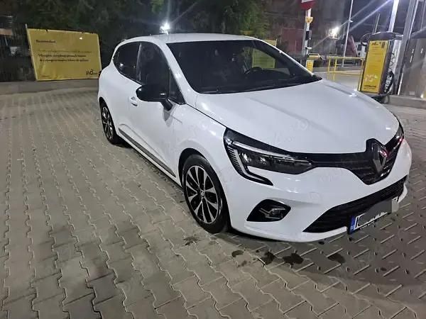 Second-hand Renault Clio V Techno 90 CP (66 kW) 2022 Alb Hatchback