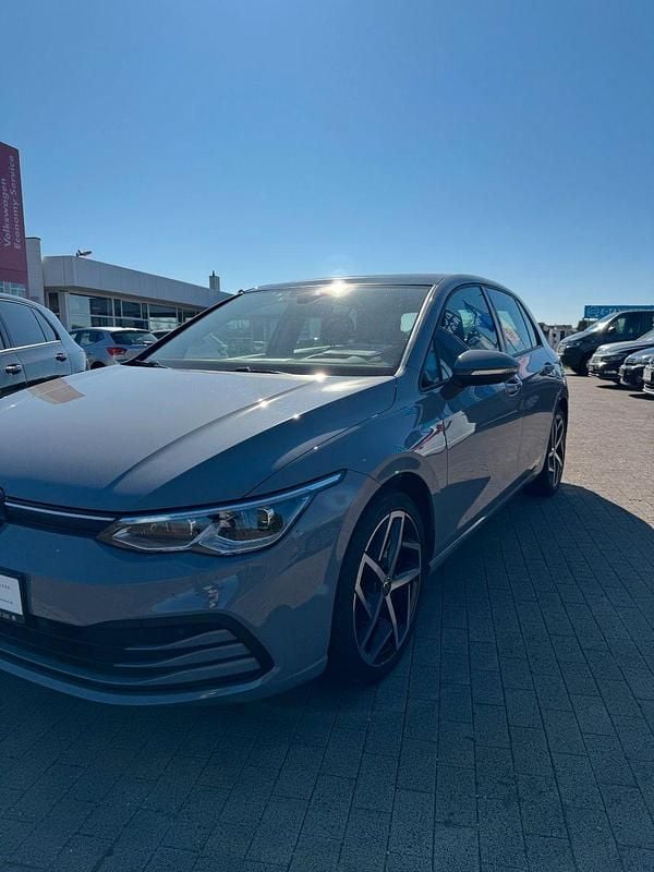 Utilizat 2020 VW Golf VII Life | 22.919 EUR - Imagine 1/1
