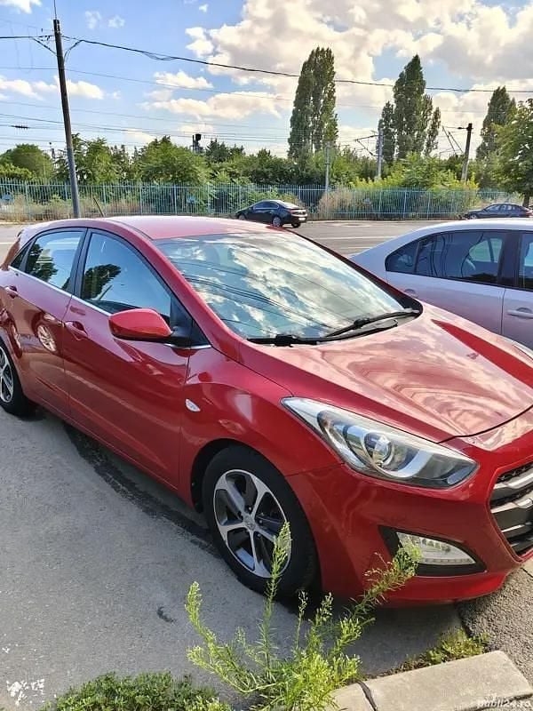 Utilizat 2016 Hyundai i30 Hatchback | 10.200 EUR (Preț OK) - Imagine 1/4